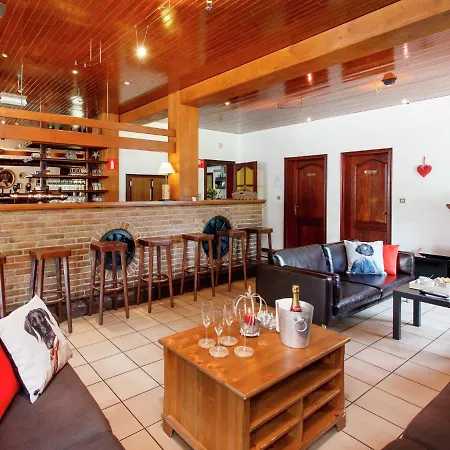 Quaint In Maboge With Sauna *
