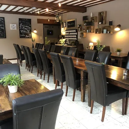 Σπίτι διακοπών Group Getaway With Sauna La-Roche-en-Ardenne