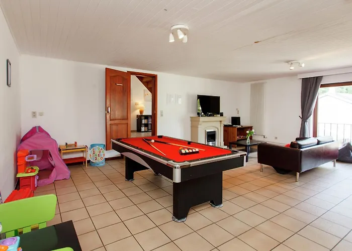 Ferienhaus Group Getaway With Sauna