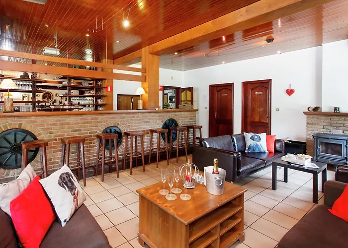 Ferienhaus Group Getaway With Sauna