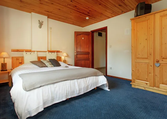 Group Getaway With Sauna La Roche-en-Ardenne