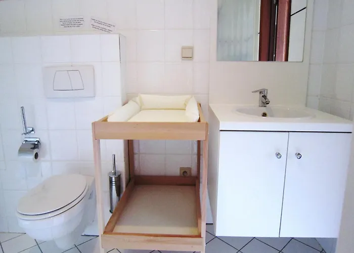 Group Getaway With Sauna Ferienhaus La Roche-en-Ardenne